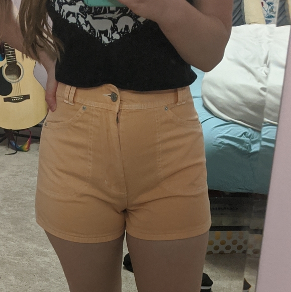 Brand New shorts - Picture 4 of 4